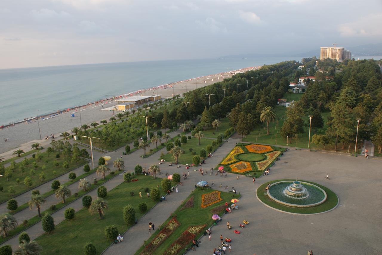 Mar Nero Hostel Batumi Luaran gambar